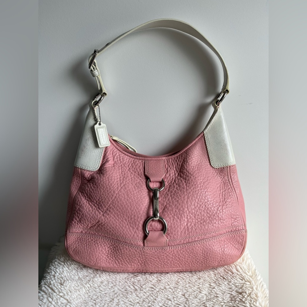 Coach Rare Vintage Y2K Pink and White Pebbled Leather Shoulder Bag *Read*